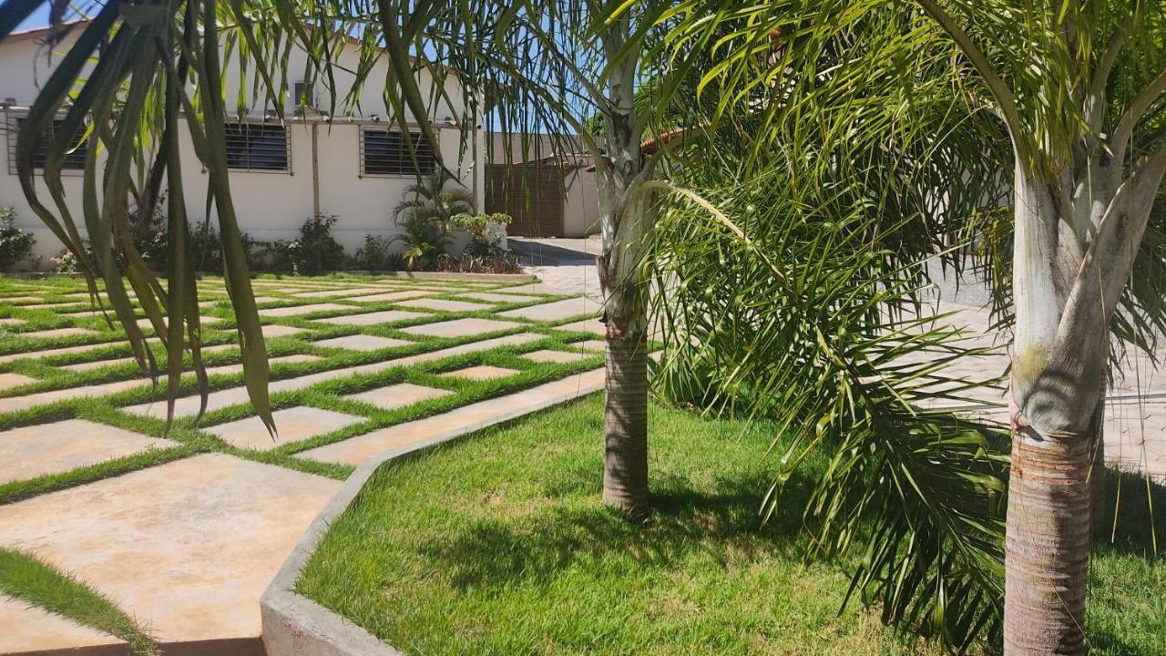 Condominio Capim Santo Goiânia Eksteriør bilde
